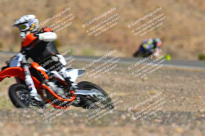 media/Sep-24-2022-TrackXperience (Sat) [[08127a19bf]]/Intermediate Group/session 2 turn 5/